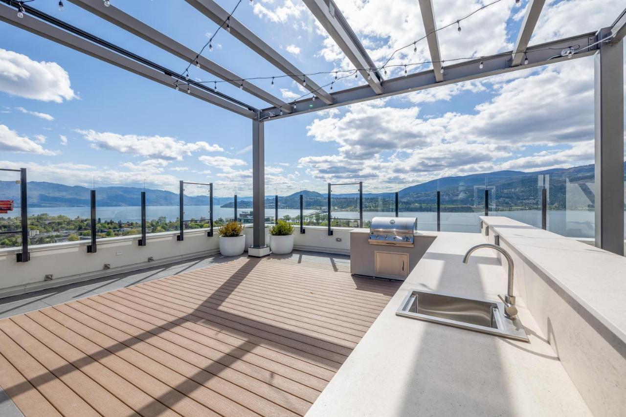 Brand New Luxury Downtown Near The Beach #13 ケロウナ エクステリア 写真